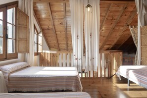 5 chambres, fer et planche Ă repasser, accĂšs au Wi-Fi (inclus)