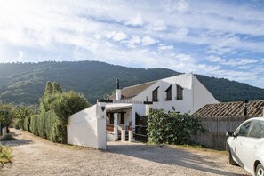 Exterior - Country House 'Monte Las Viñas' with Mountain View, Private Pool and Wi-Fi (Benaoján)