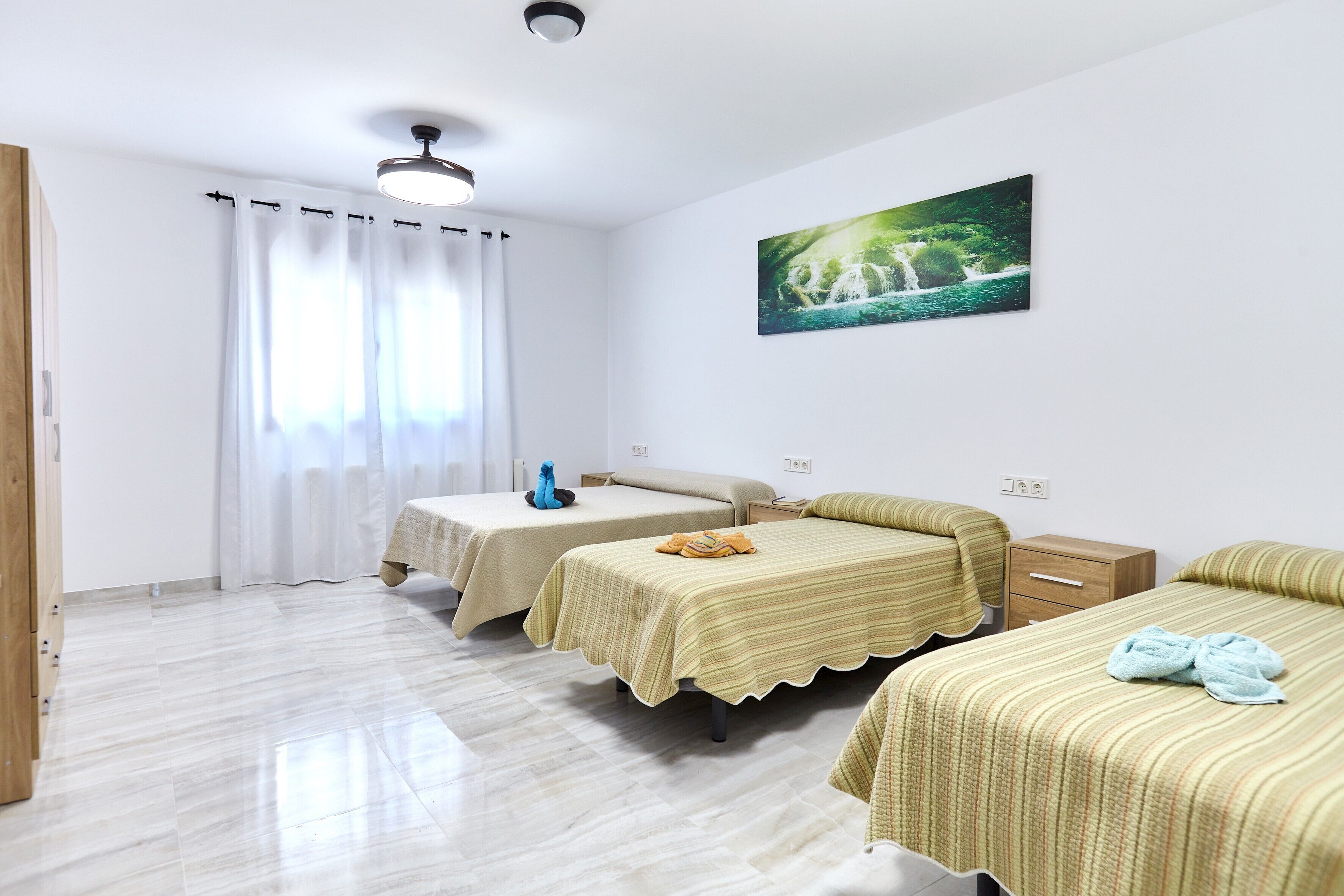 5 camere, ferro/asse da stiro, Wi-Fi gratuito, lenzuola