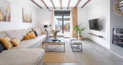 Apartment 'El Secret De Marco' with Mountain View, Wi-Fi and Air Conditioning