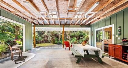 Charming tiny home w/ heated floors 5 min from Volcanoes National Park entrance