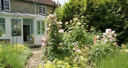 IVY COTTAGE PULBOROUGH