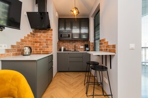 Comfort Apartment | Private kitchenette - Doki Studio Montownia byGrand Apartments (Gdansk)