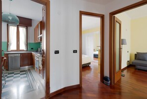 2 slaapkamers, een strijkplank/strijkijzer, wifi, beddengoed