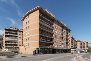 Esterni