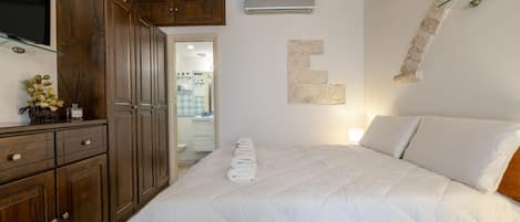 1 chambre, fer et planche Ă repasser, Wi-Fi, literie fournie