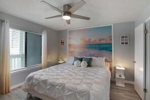 1 soverom, strykejern/-brett, wi-fi (inkludert) og sengetøy