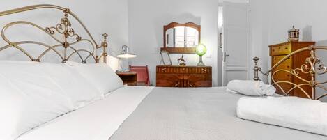2 bedrooms, iron/ironing board, travel crib, WiFi