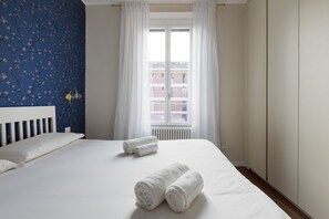 1 chambre, fer et planche à repasser, Wi-Fi, draps fournis