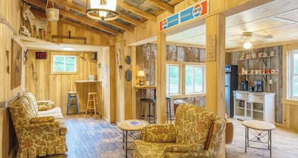 Goat Pen Hostel - the COVE