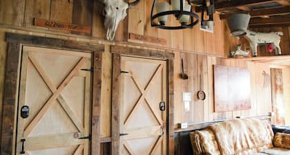 Goat Pen Hostel - Gizzard South