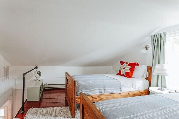 2 Schlafzimmer, Bügeleisen/Bügelbrett, kostenloses WLAN, Bettwäsche