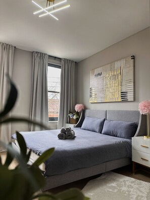 4 Schlafzimmer, Bügeleisen/Bügelbrett, Bettwäsche