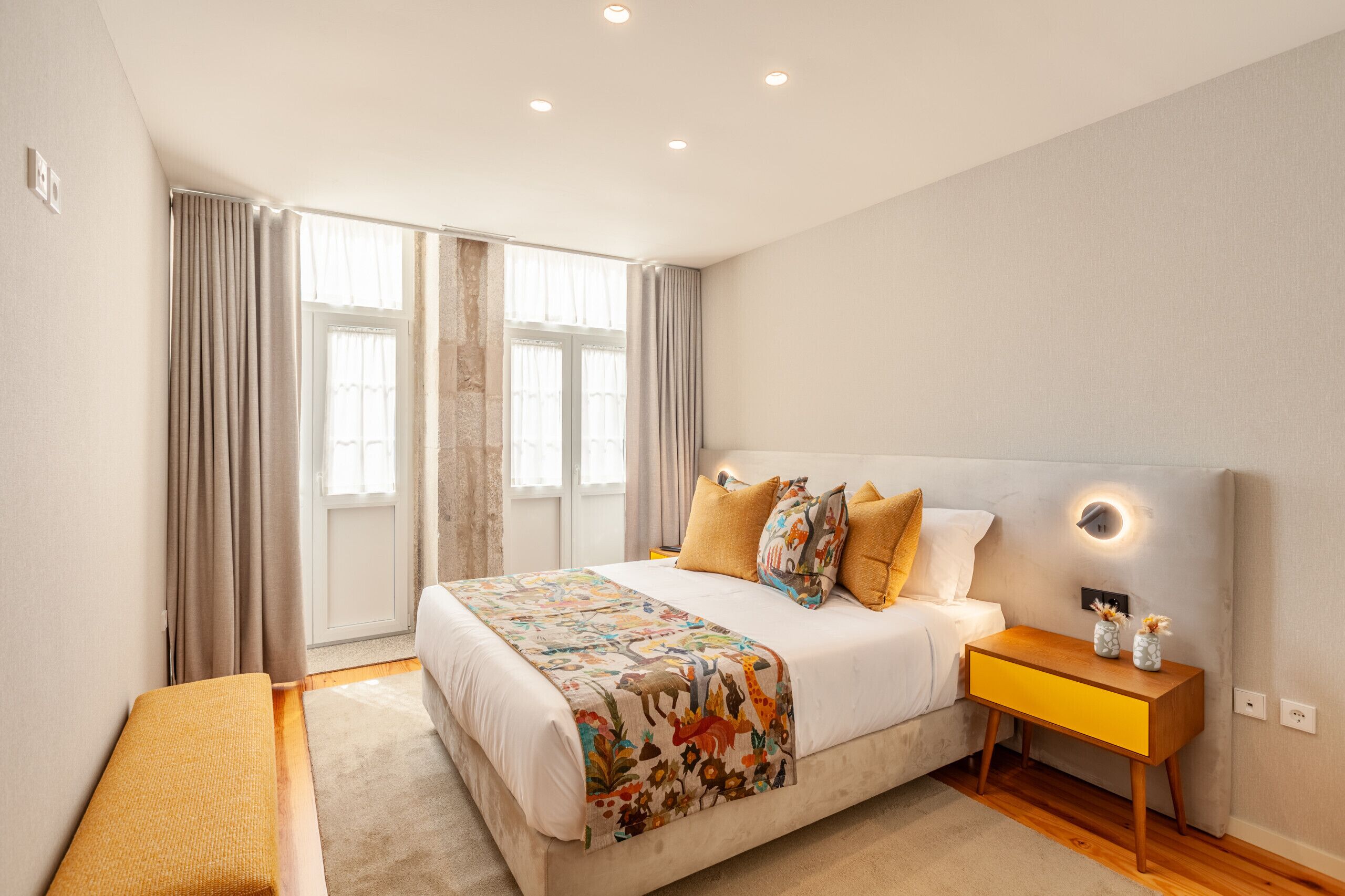 1 Schlafzimmer, Schreibtisch, Bügeleisen/Bügelbrett, Reisekinderbett