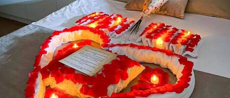 1 غرفة نوم ومكواة/لوح كي وواي فاي مجانًا وملاءات أسرّة