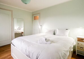 1 chambre, fer et planche à repasser, Wi-Fi gratuit, draps fournis