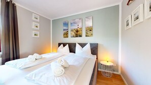 2 slaapkamers, een strijkplank/strijkijzer, wifi