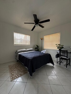 Room - Ludge By Eco-Shared  (Miami)