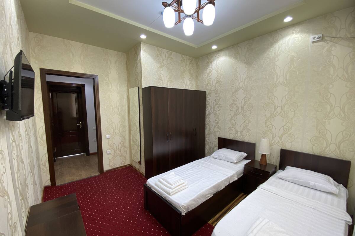 Habitación básica con 1 cama matrimonial o 2 individuales | Wifi gratis