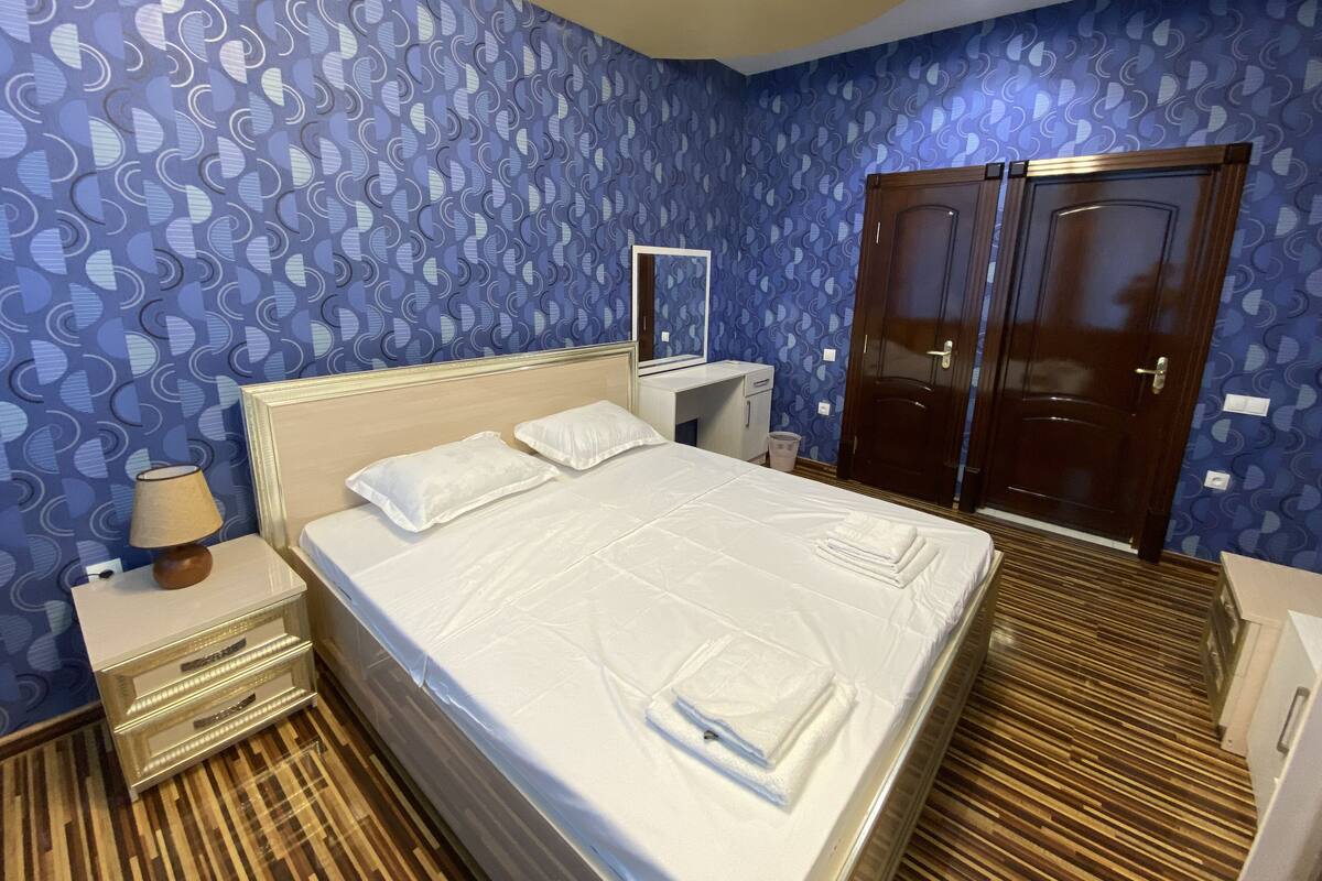 Habitación básica doble, 1 cama matrimonial, para no fumadores | Wifi gratis