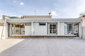 Standard Apartment | Veranda
