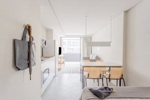 Studio Deluxe | Cuisine privée | Vaisselle et ustensiles