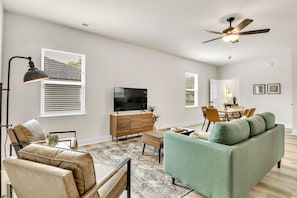 Living area - 2BR Greer Condo: Pet-Friendly, King Beds, Fire Pit (Greer)