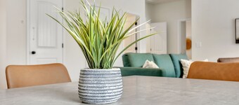2BR Greer Condo: Pet-Friendly, King Beds, Fire Pit
