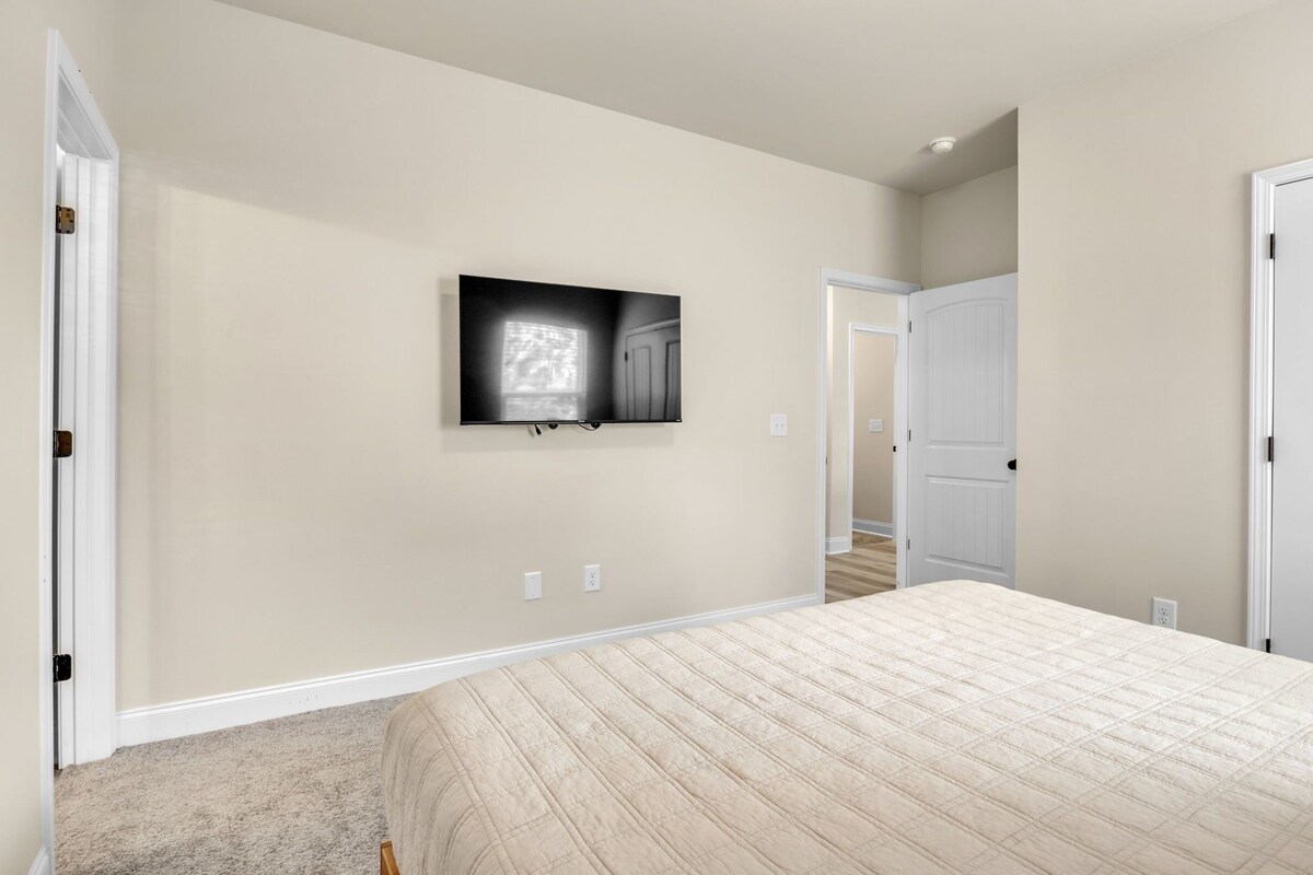 Photo 12 of Greer Charm: Pet-Friendly 2BR with Fire Pit