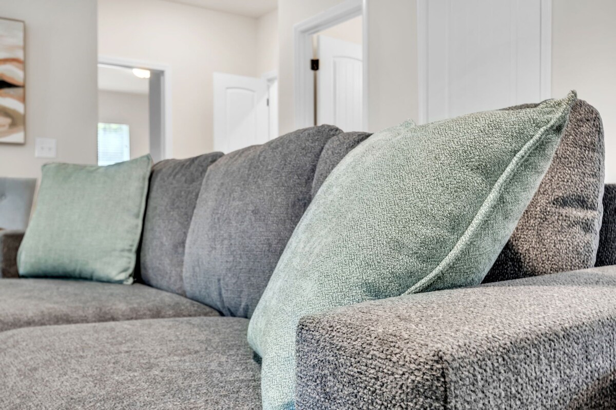 Photo 4 of Greer Charm: Pet-Friendly 2BR with Fire Pit