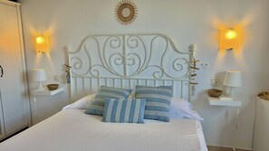 1 bedroom, iron/ironing board, travel cot, free WiFi