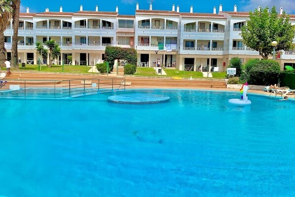 Pool - Algaiarens - Apto con Piscina y Junto a la Playa (Cala En Blanes)
