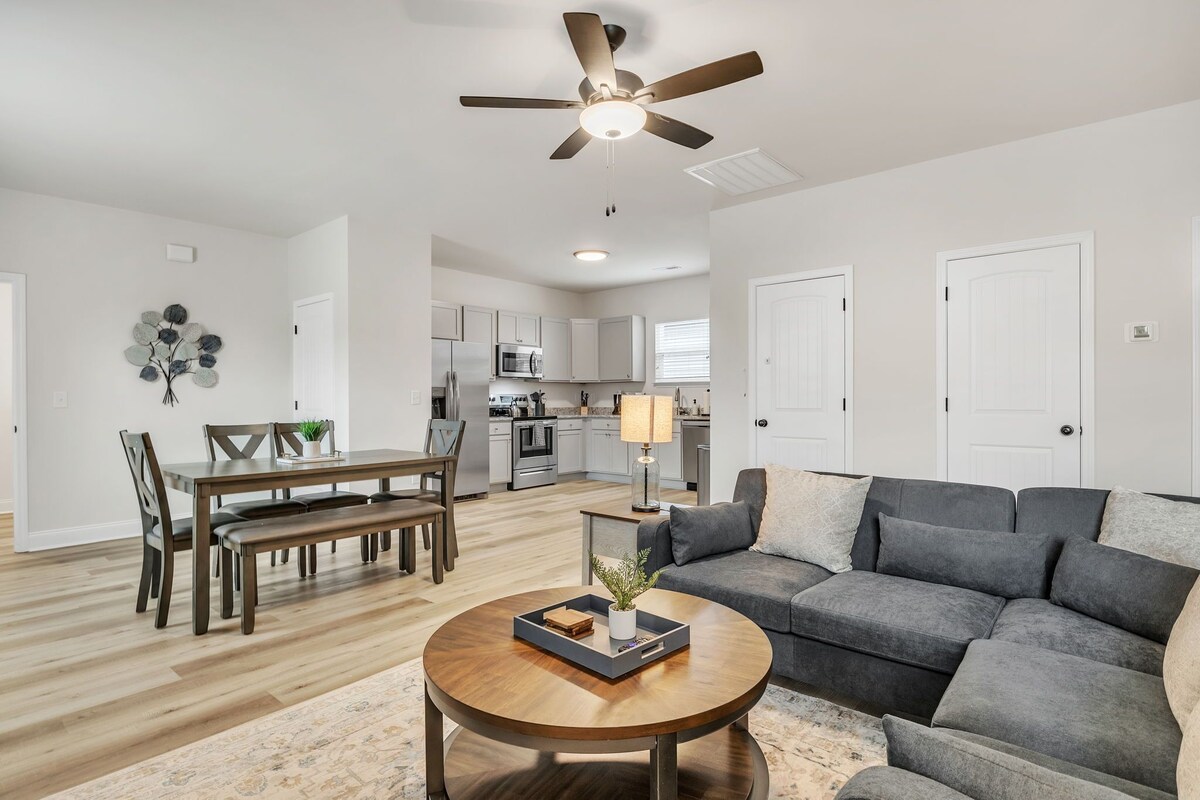 Photo 6 of Pet-Friendly 2BR Greer Home, King Beds & Fire Pit