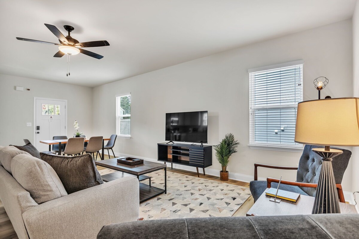 Photo 8 of Family & Pets Welcome: 2BR in DT Greer w/ Fire Pit