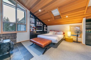 5 soverom, skrivebord, strykejern/-brett og wi-fi