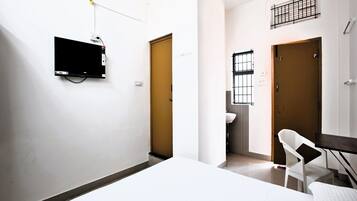 Standard Room | Television