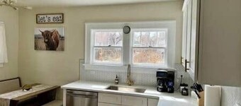 Wyoming Freedom - Centrally Located Mid-Century Charmer