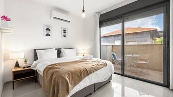 Casa, piscina privada | 5 dormitorios, cortinas opacas, tabla de planchar con plancha