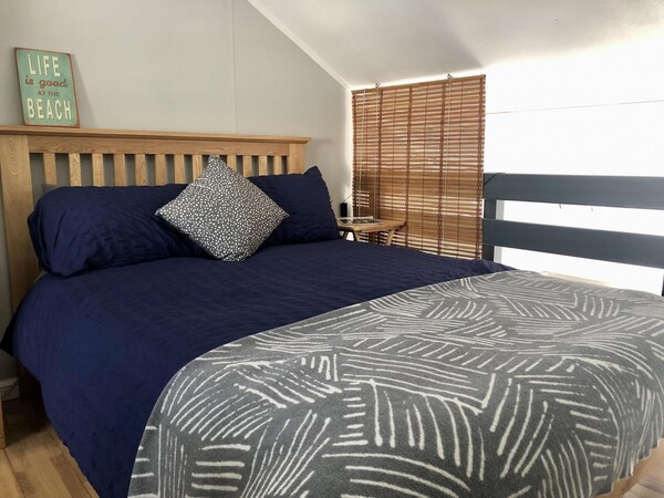 Brighton Water Cabin With Free Parking - Brighton Marina