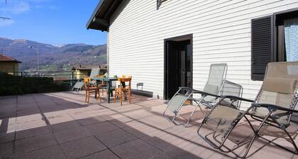 Piazza 25 Aprile in San Fedele Intelvi