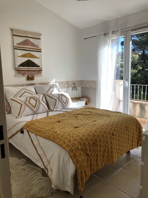 2 Schlafzimmer, Bügeleisen/Bügelbrett, kostenloses WLAN, Bettwäsche