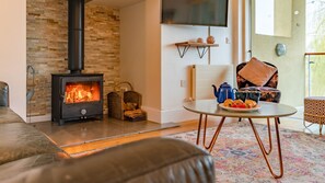 Interior - Firecrest, Cotswold Water Park - sleeps 10 guests  in 4 bedrooms (Cotswold Water Park)