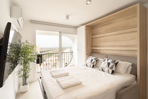 Free WiFi, bed sheets - WELCS ESTUDIO 131 EMP cerca del mar (Empuriabrava)