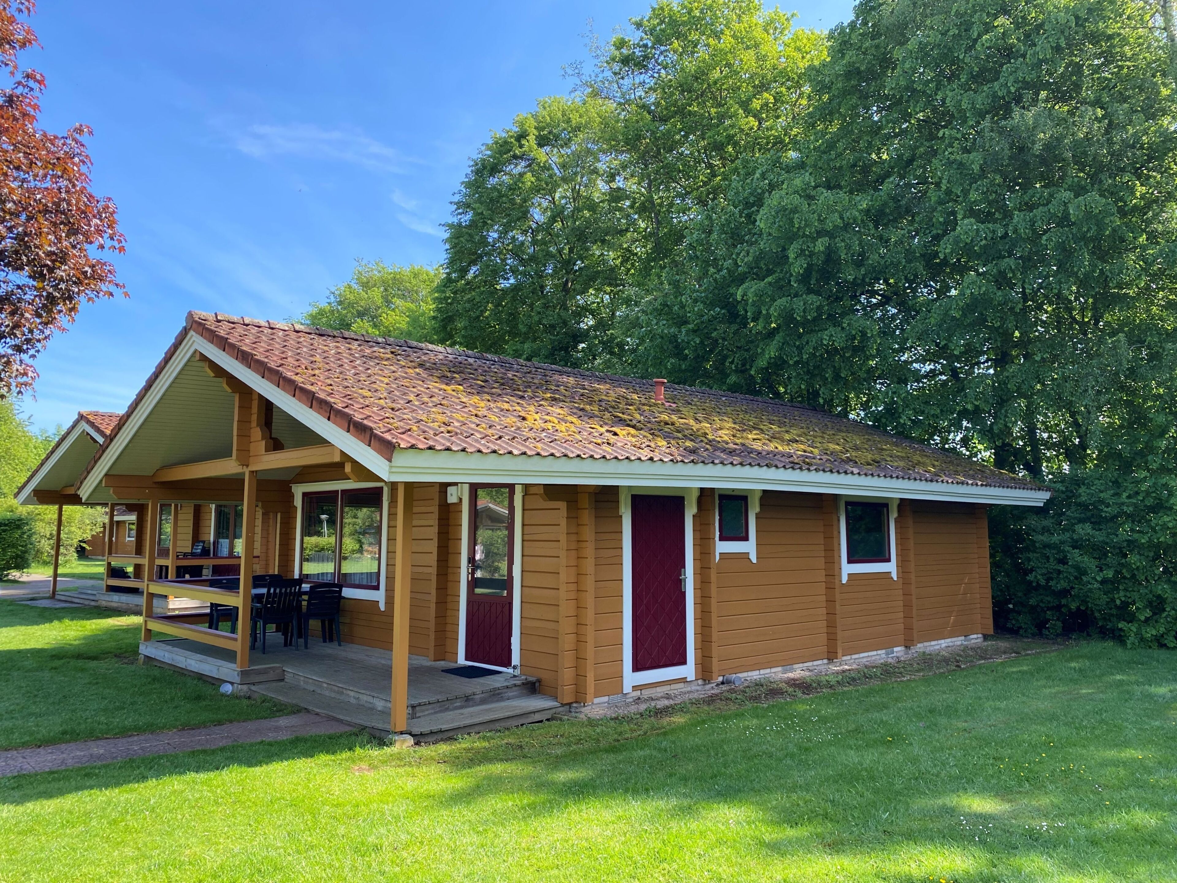 Chalet in a park with indoor and outdoor pool