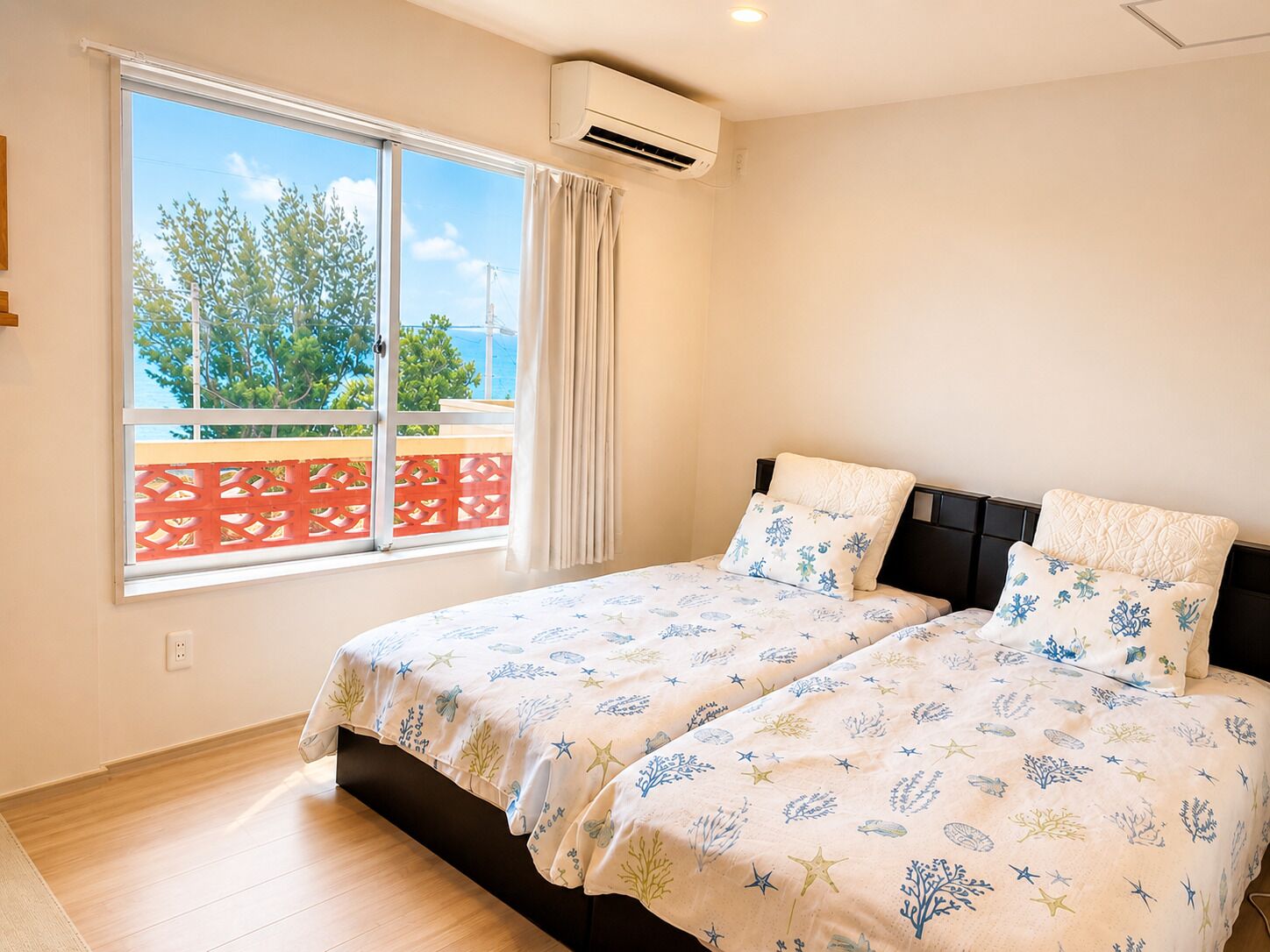 Basic Twin Room | Laptop workspace, free WiFi, bed sheets