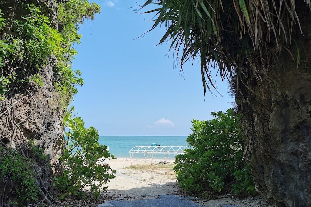 Beach side Pension mibal