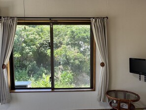 Free WiFi, bed sheets - Beach side Pension mibal (Nanjo)