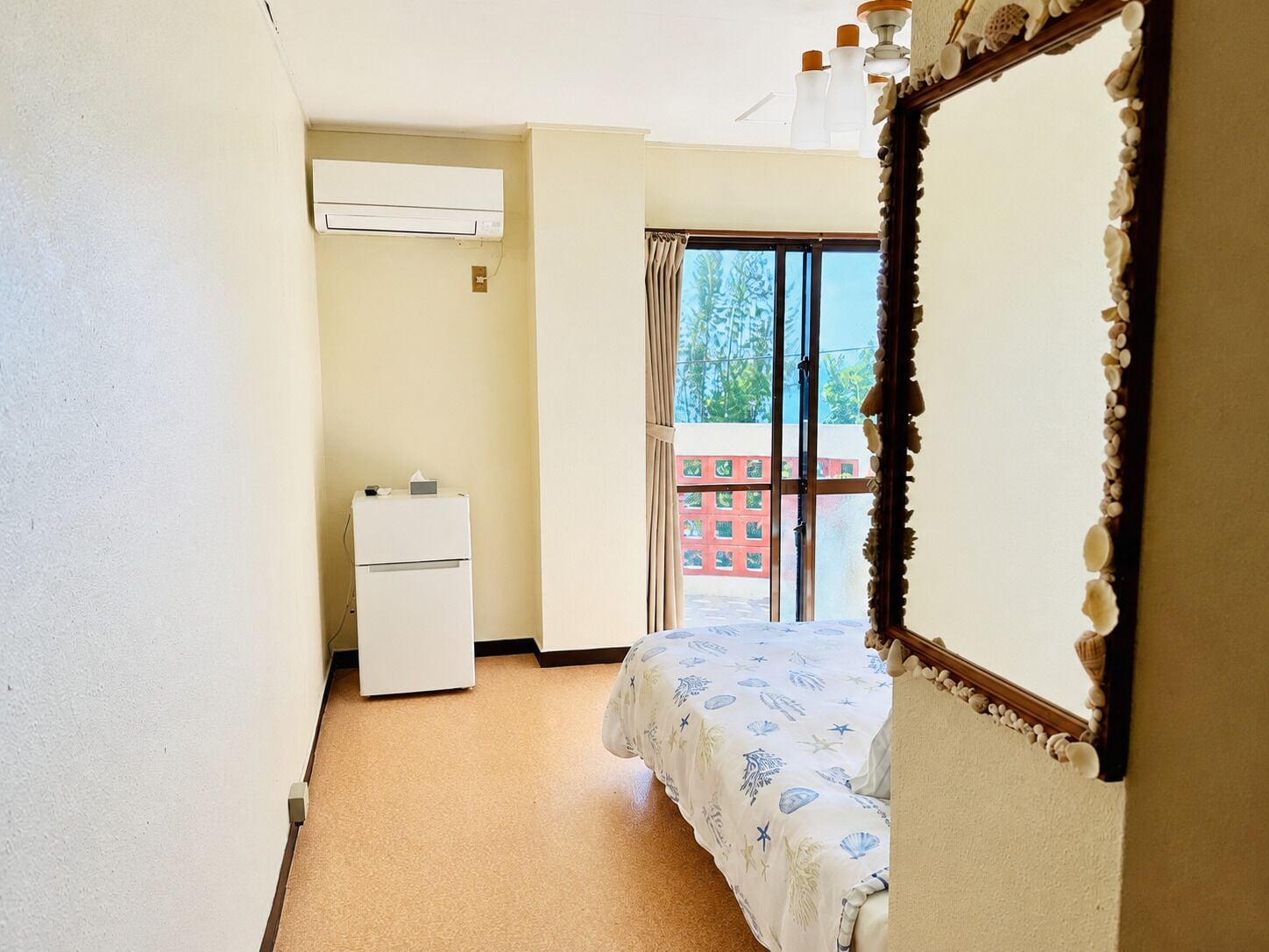 Economy Twin Room, Beach View | Laptop workspace, free WiFi, bed sheets