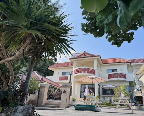 ビーチサイドペンションみーばる&nbsp;施設全景