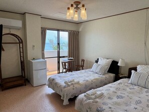 客房, 非吸煙房 (215, Private Shower & Toilet) | 免費無線上網、床單